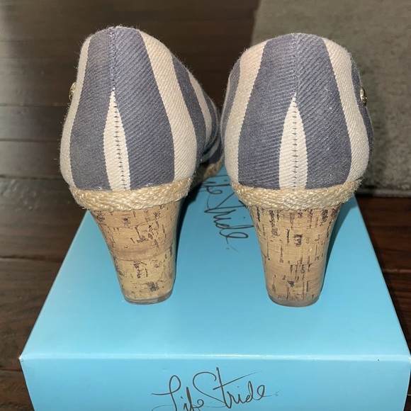 Life Stride Blue and Natural wedges Size 10 - Picture 3 of 4